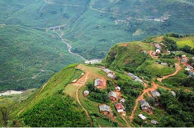 A Lù - huyền sử và đắm say