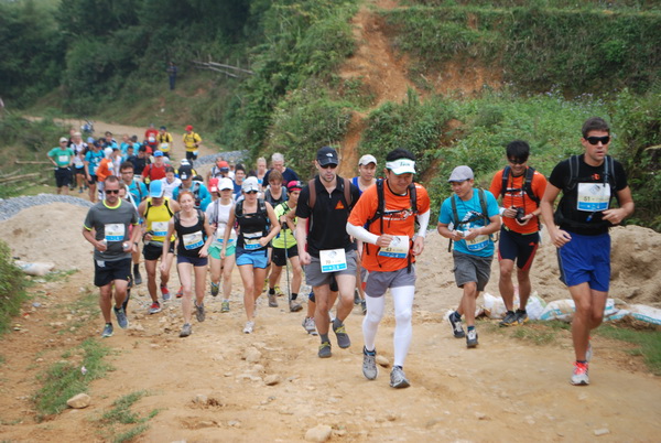 Sa Pa: 2.500 vận động viên tham dự Giải marathon vượt núi Việt Nam 2017