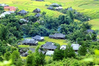 Tục tắm tiên của người dân Tú Lệ