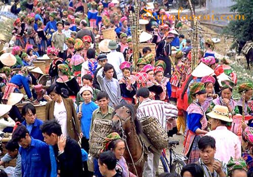 Muong Hum Market - Phong Tho - Lai Chau