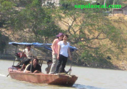 Cao Son Market - Boat Trip On Chay River - Sapa Tours