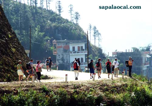 Sapa - Bac Ha Market with biking